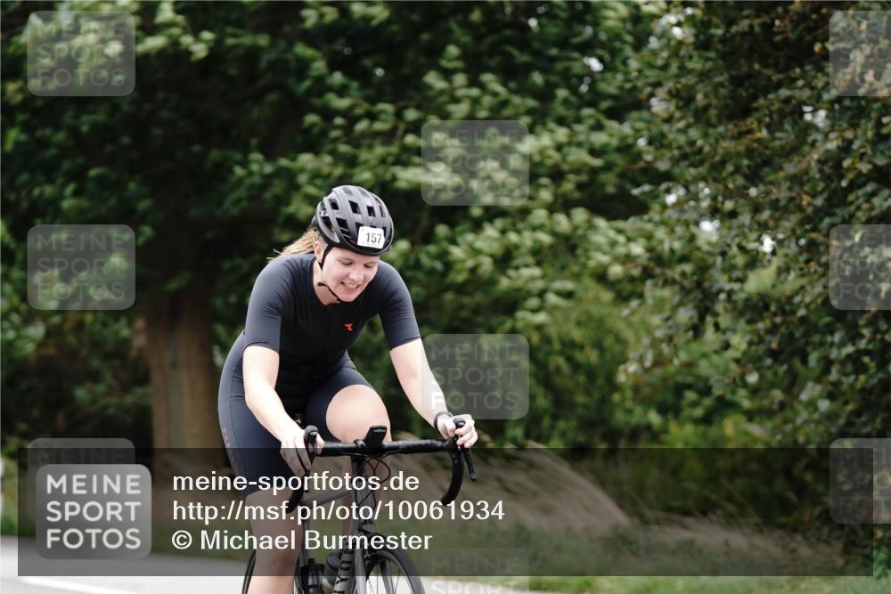 30.08.2026 - Elbe Triathlon Hamburg Michael Burmester http://msf.ph/oto/10061934 30.08.2026 14:21:56 Radfahren 157, 173 meine-sportfotos.de