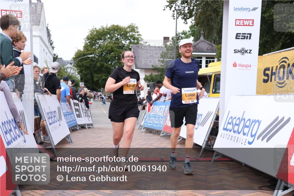 30.08.2026 - Blankeneser Heldenlauf Lena Gebhardt http://msf.ph/oto/10061940 30.08.2026 12:32:38 Ziel 2540, 2820, 2821 meine-sportfotos.de