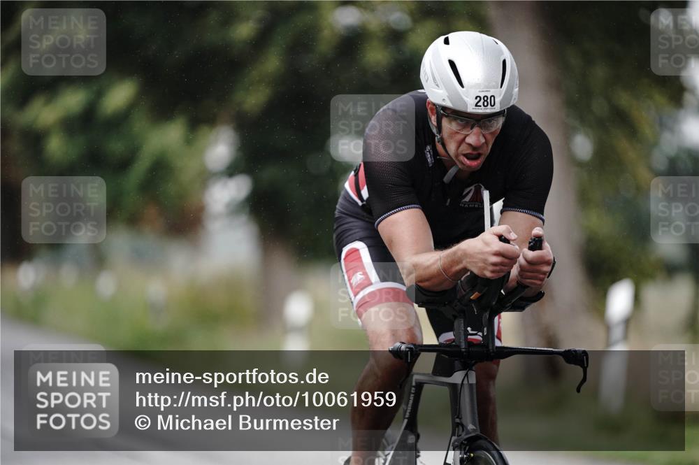 30.08.2026 - Elbe Triathlon Hamburg Michael Burmester http://msf.ph/oto/10061959 30.08.2026 08:54:09 Radfahren 280 meine-sportfotos.de
