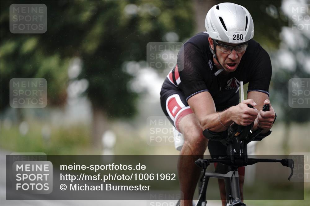 30.08.2026 - Elbe Triathlon Hamburg Michael Burmester http://msf.ph/oto/10061962 30.08.2026 08:54:09 Radfahren 280 meine-sportfotos.de