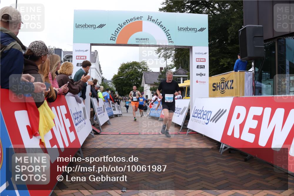 30.08.2026 - Blankeneser Heldenlauf Lena Gebhardt http://msf.ph/oto/10061987 30.08.2026 12:33:00 Ziel 2584, 4012, 4472 meine-sportfotos.de