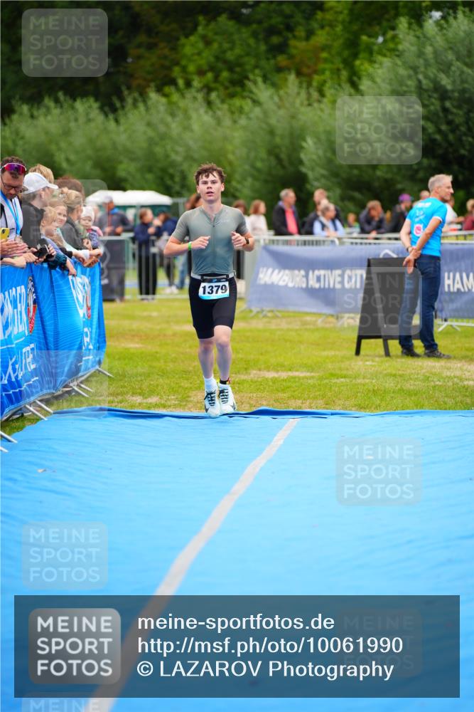 30.08.2026 - Elbe Triathlon Hamburg LAZAROV Photography http://msf.ph/oto/10061990 30.08.2026 11:47:13 Ziel 1311, 1379 meine-sportfotos.de