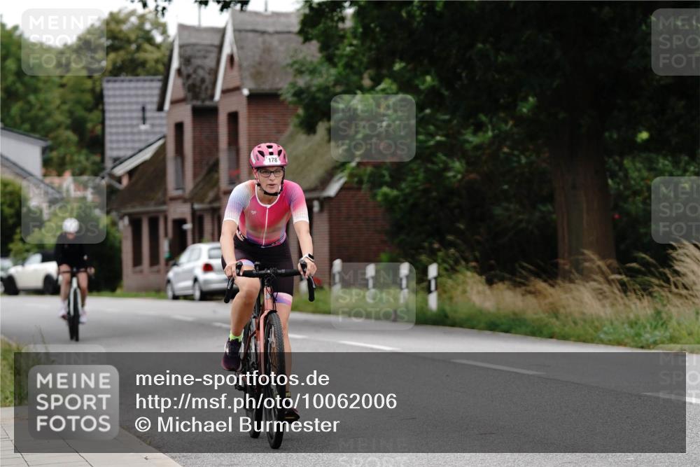30.08.2026 - Elbe Triathlon Hamburg Michael Burmester http://msf.ph/oto/10062006 30.08.2026 14:23:51 Radfahren 137, 178 meine-sportfotos.de