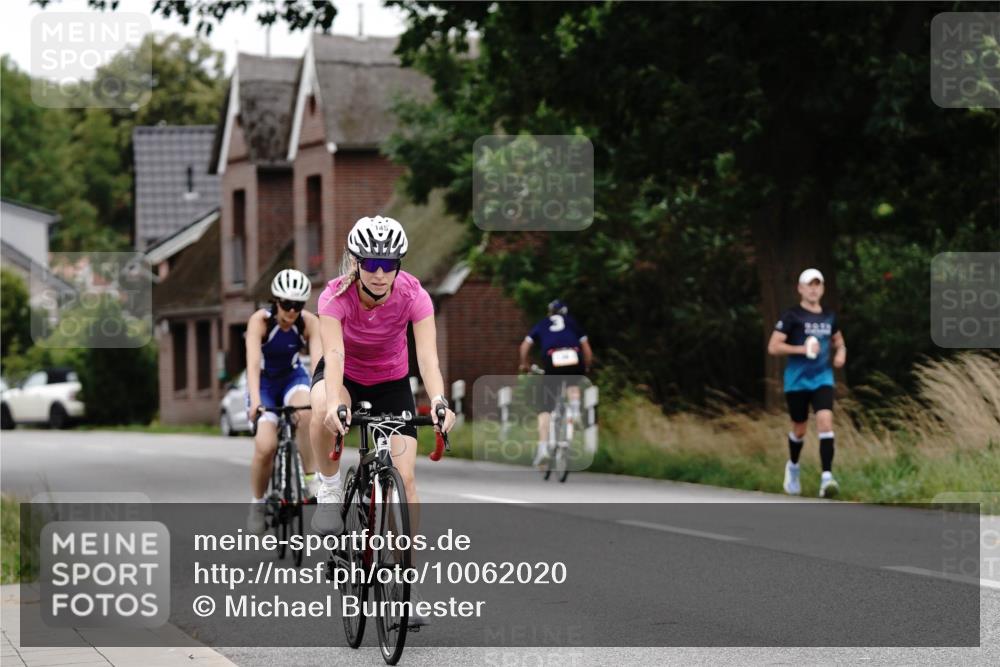 30.08.2026 - Elbe Triathlon Hamburg Michael Burmester http://msf.ph/oto/10062020 30.08.2026 14:24:07 Radfahren 134, 145 meine-sportfotos.de
