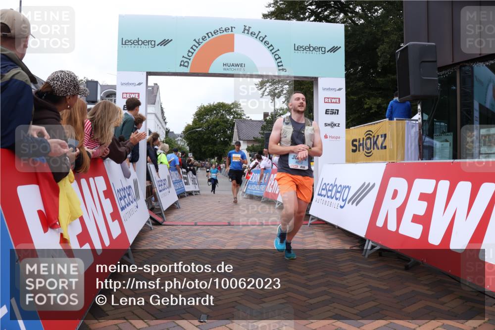 30.08.2026 - Blankeneser Heldenlauf Lena Gebhardt http://msf.ph/oto/10062023 30.08.2026 12:33:02 Ziel 2584, 4012, 4131, 4472 meine-sportfotos.de