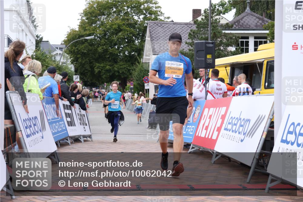 30.08.2026 - Blankeneser Heldenlauf Lena Gebhardt http://msf.ph/oto/10062042 30.08.2026 12:33:03 Ziel 2584, 4012, 4131, 4472 meine-sportfotos.de