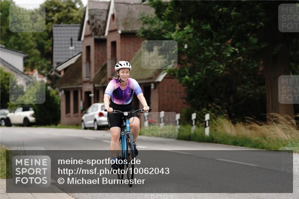 30.08.2026 - Elbe Triathlon Hamburg Michael Burmester http://msf.ph/oto/10062043 30.08.2026 14:24:46 Radfahren 130 meine-sportfotos.de