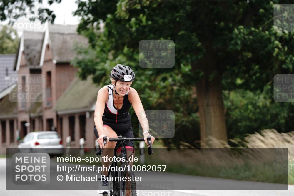 30.08.2026 - Elbe Triathlon Hamburg Michael Burmester http://msf.ph/oto/10062057 30.08.2026 14:25:10 Radfahren 169 meine-sportfotos.de