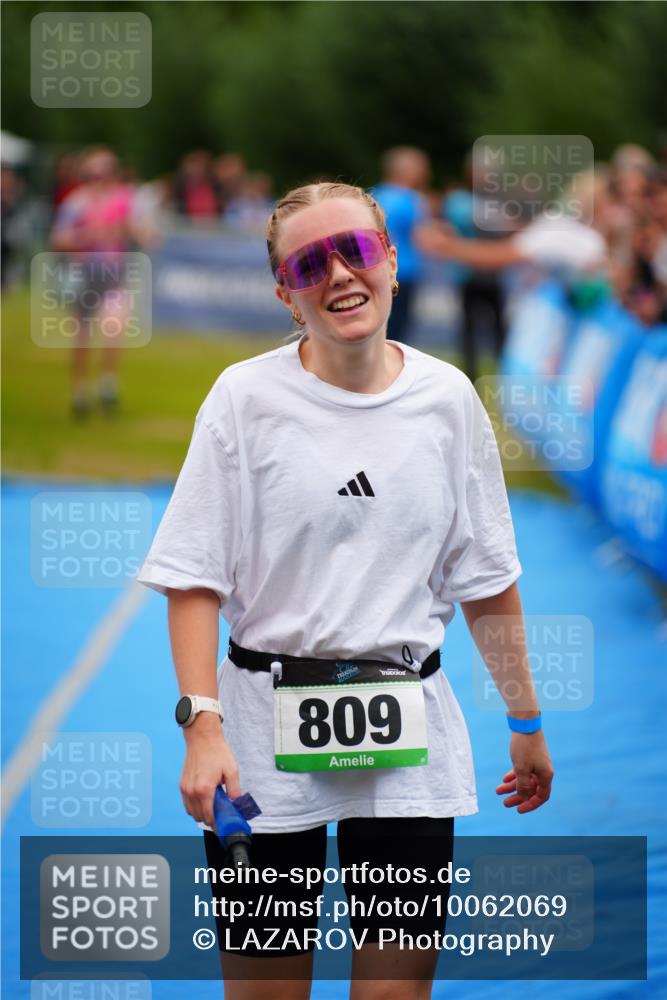30.08.2026 - Elbe Triathlon Hamburg LAZAROV Photography http://msf.ph/oto/10062069 30.08.2026 11:47:34 Ziel 809, 857, 1383 meine-sportfotos.de