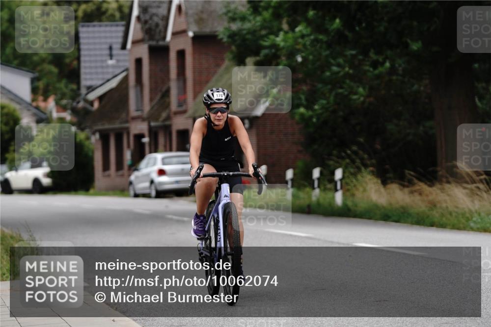 30.08.2026 - Elbe Triathlon Hamburg Michael Burmester http://msf.ph/oto/10062074 30.08.2026 14:25:48 Radfahren 170 meine-sportfotos.de
