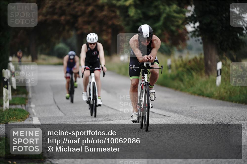 30.08.2026 - Elbe Triathlon Hamburg Michael Burmester http://msf.ph/oto/10062086 30.08.2026 08:56:01 Radfahren 193, 204, 328, 411 meine-sportfotos.de
