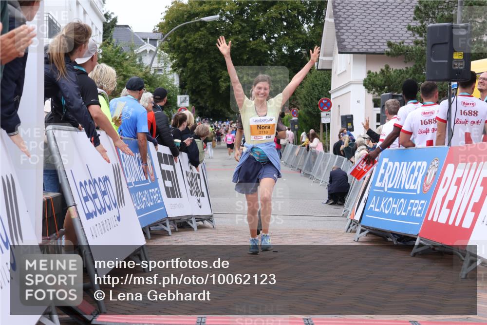 30.08.2026 - Blankeneser Heldenlauf Lena Gebhardt http://msf.ph/oto/10062123 30.08.2026 12:33:10 Ziel 2110, 2584, 4131, 4483 meine-sportfotos.de