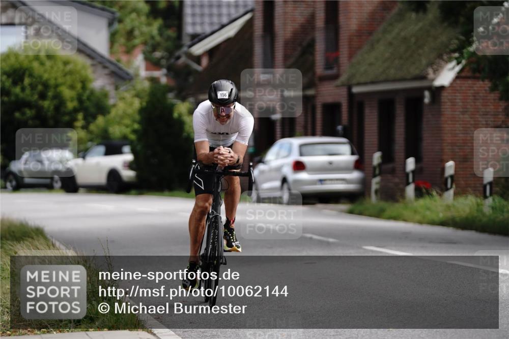 30.08.2026 - Elbe Triathlon Hamburg Michael Burmester http://msf.ph/oto/10062144 30.08.2026 14:42:56 Radfahren 156 meine-sportfotos.de