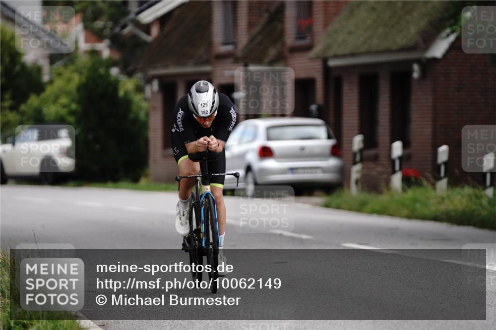 30.08.2026 - Elbe Triathlon Hamburg Michael Burmester http://msf.ph/oto/10062149 30.08.2026 14:43:52 Radfahren  meine-sportfotos.de