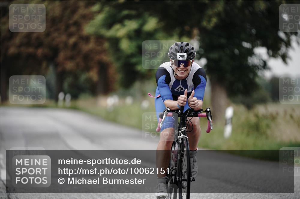 30.08.2026 - Elbe Triathlon Hamburg Michael Burmester http://msf.ph/oto/10062151 30.08.2026 08:56:35 Radfahren 290 meine-sportfotos.de