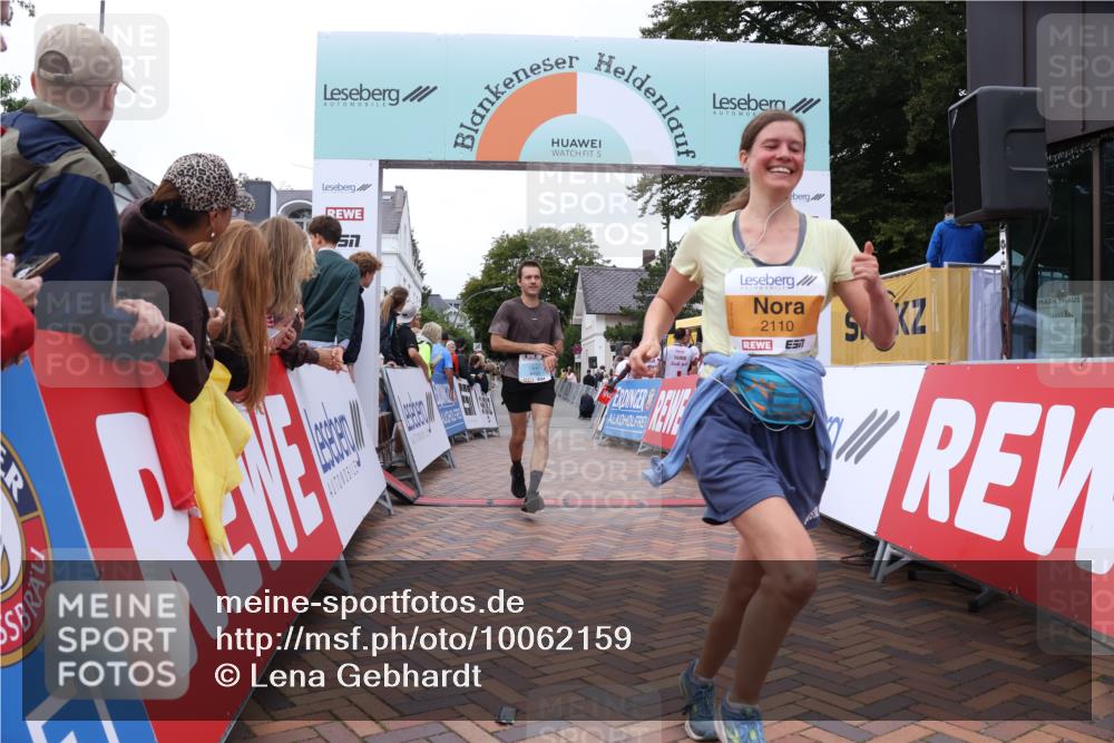 30.08.2026 - Blankeneser Heldenlauf Lena Gebhardt http://msf.ph/oto/10062159 30.08.2026 12:33:12 Ziel 2110, 4131, 4483 meine-sportfotos.de