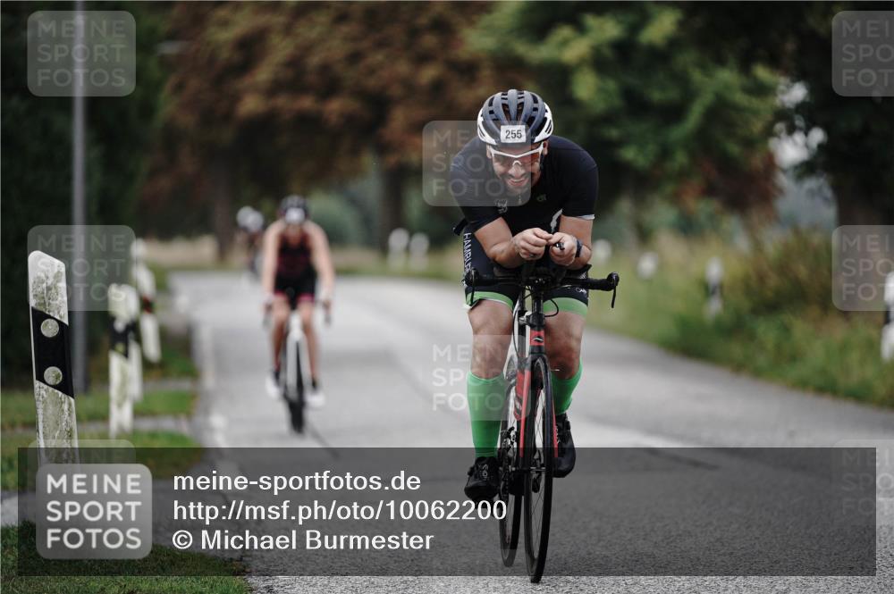 30.08.2026 - Elbe Triathlon Hamburg Michael Burmester http://msf.ph/oto/10062200 30.08.2026 08:57:01 Radfahren 182, 255, 388 meine-sportfotos.de
