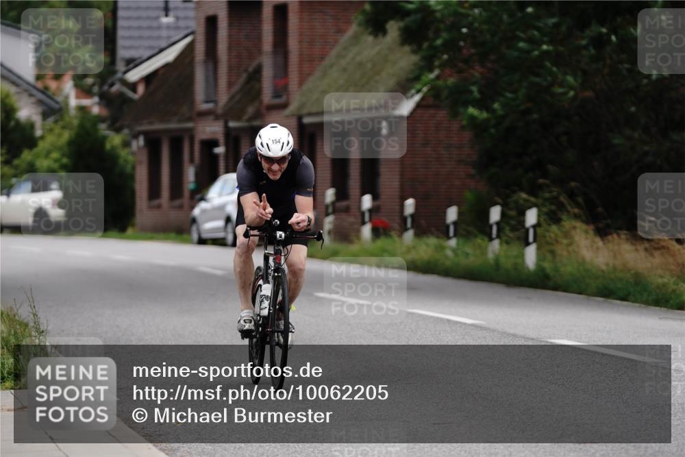 30.08.2026 - Elbe Triathlon Hamburg Michael Burmester http://msf.ph/oto/10062205 30.08.2026 14:44:34 Radfahren  meine-sportfotos.de