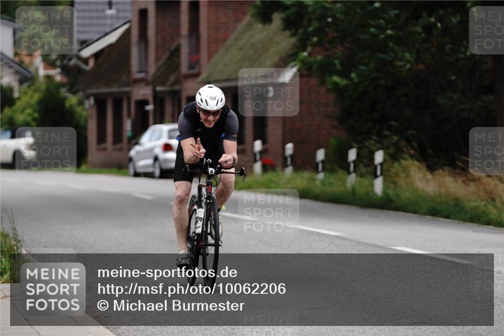 30.08.2026 - Elbe Triathlon Hamburg Michael Burmester http://msf.ph/oto/10062206 30.08.2026 14:44:34 Radfahren  meine-sportfotos.de