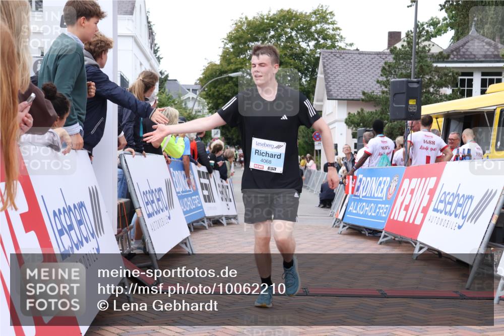30.08.2026 - Blankeneser Heldenlauf Lena Gebhardt http://msf.ph/oto/10062210 30.08.2026 12:33:19 Ziel 2110, 4011, 4068, 4096, 4364, 4483 meine-sportfotos.de