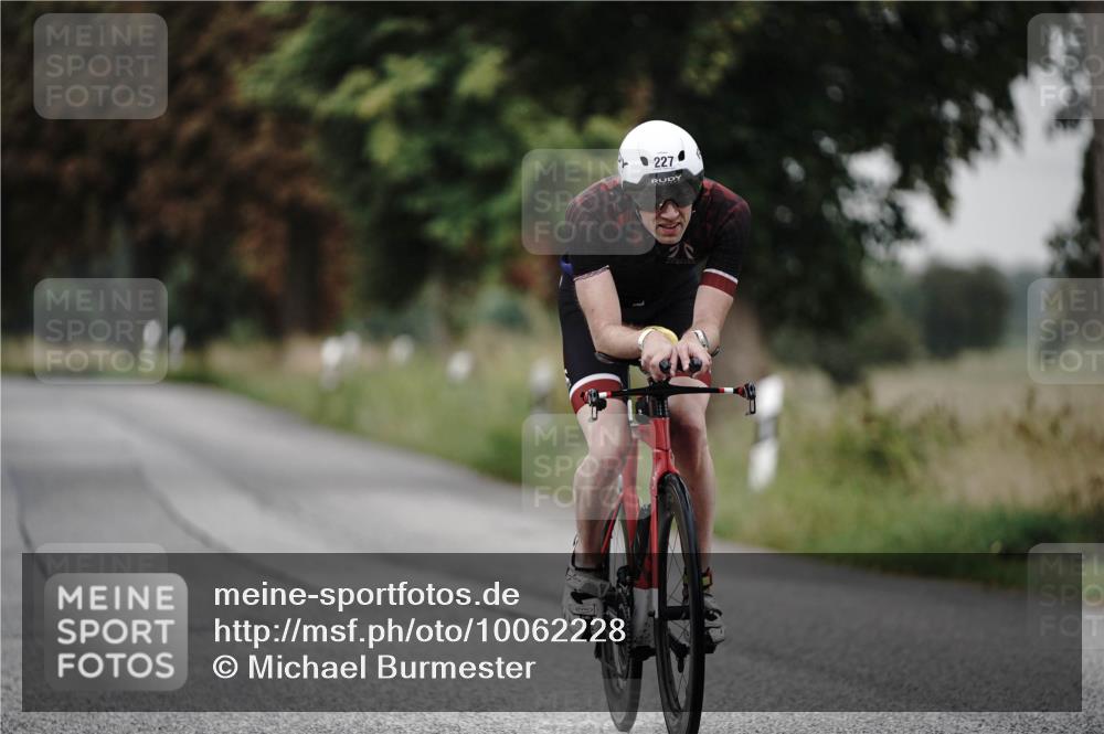 30.08.2026 - Elbe Triathlon Hamburg Michael Burmester http://msf.ph/oto/10062228 30.08.2026 08:57:09 Radfahren 182, 227 meine-sportfotos.de