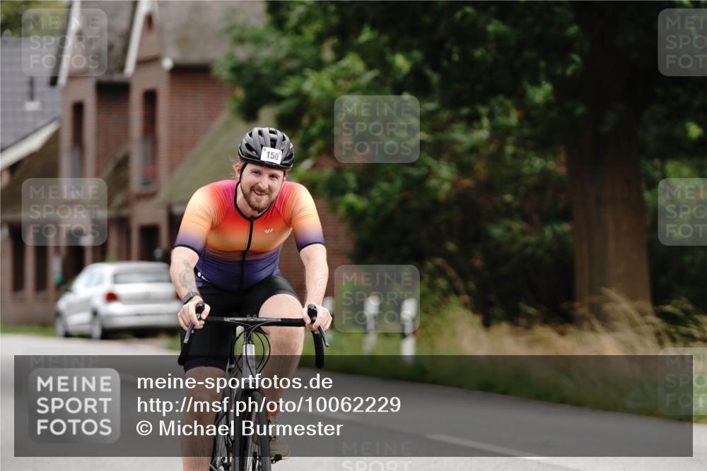 30.08.2026 - Elbe Triathlon Hamburg Michael Burmester http://msf.ph/oto/10062229 30.08.2026 14:44:45 Radfahren 150 meine-sportfotos.de
