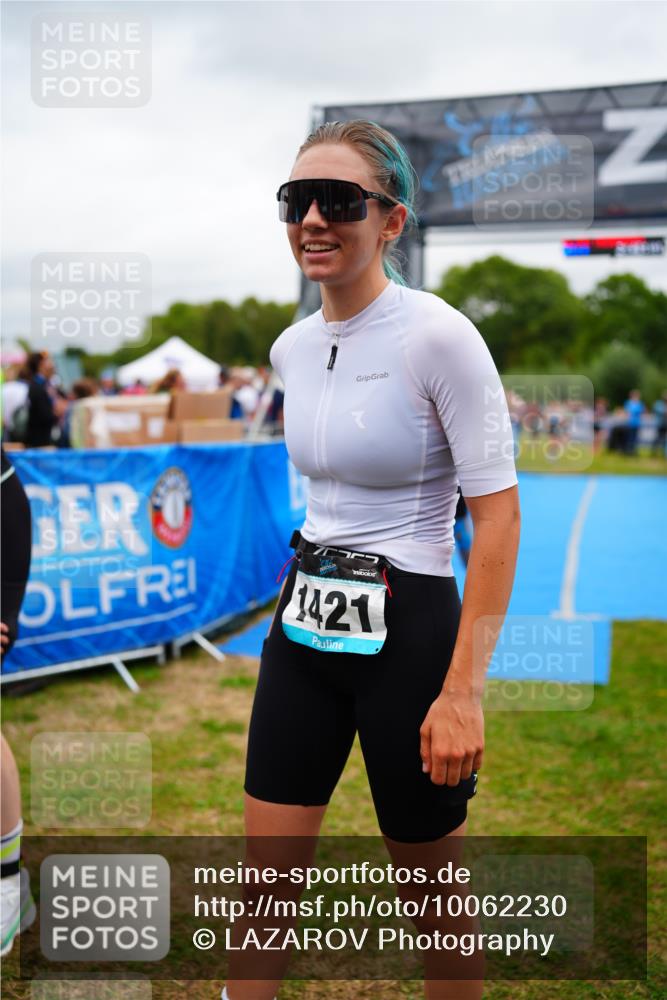 30.08.2026 - Elbe Triathlon Hamburg LAZAROV Photography http://msf.ph/oto/10062230 30.08.2026 11:48:08 Ziel 821, 1163 meine-sportfotos.de
