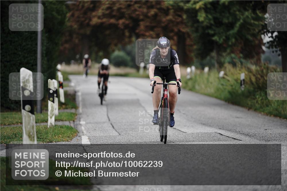 30.08.2026 - Elbe Triathlon Hamburg Michael Burmester http://msf.ph/oto/10062239 30.08.2026 08:57:16 Radfahren 221, 382 meine-sportfotos.de