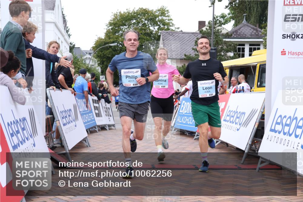 30.08.2026 - Blankeneser Heldenlauf Lena Gebhardt http://msf.ph/oto/10062256 30.08.2026 12:33:23 Ziel 4011, 4068, 4096, 4364 meine-sportfotos.de