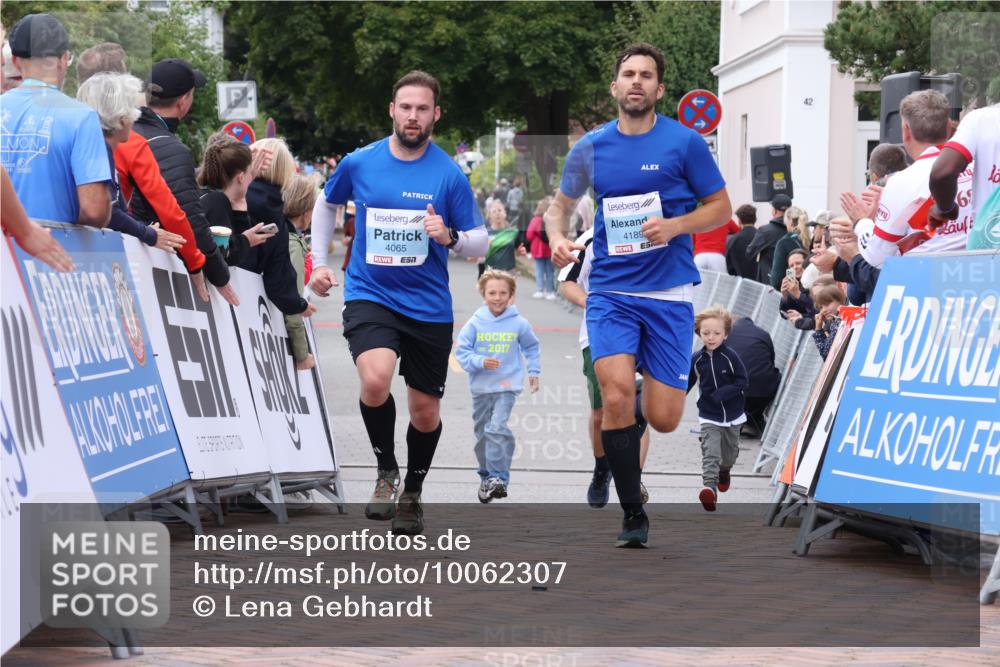 30.08.2026 - Blankeneser Heldenlauf Lena Gebhardt http://msf.ph/oto/10062307 30.08.2026 12:33:30 Ziel 4011, 4065, 4096, 4189, 4364 meine-sportfotos.de