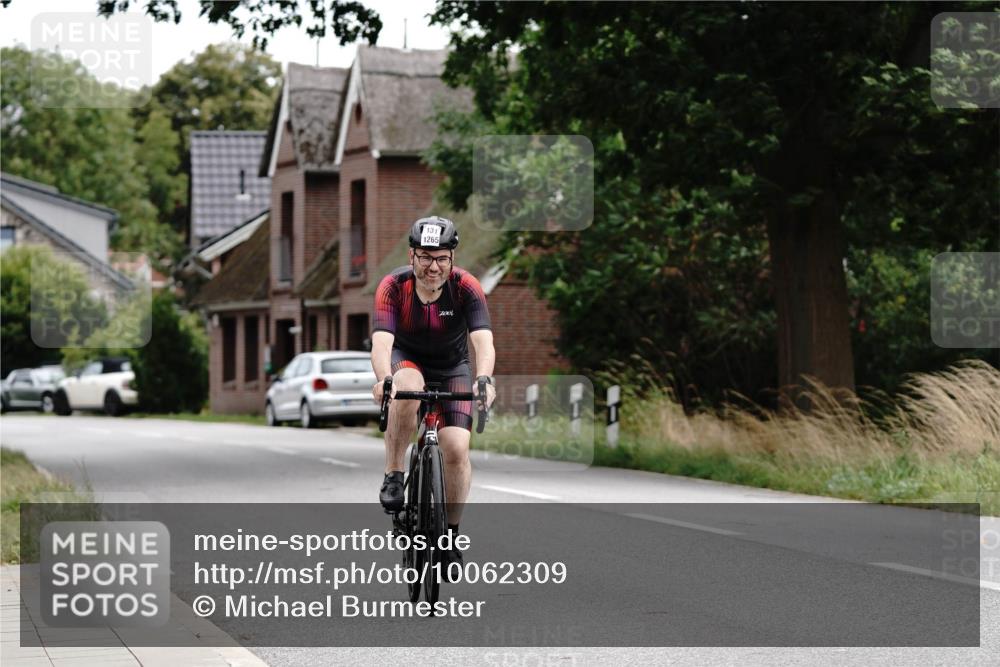 30.08.2026 - Elbe Triathlon Hamburg Michael Burmester http://msf.ph/oto/10062309 30.08.2026 14:48:00 Radfahren 131 meine-sportfotos.de