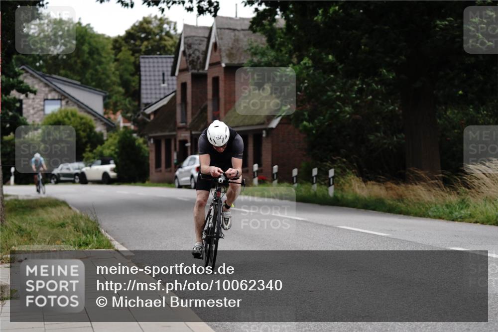 30.08.2026 - Elbe Triathlon Hamburg Michael Burmester http://msf.ph/oto/10062340 30.08.2026 14:48:53 Radfahren 154 meine-sportfotos.de