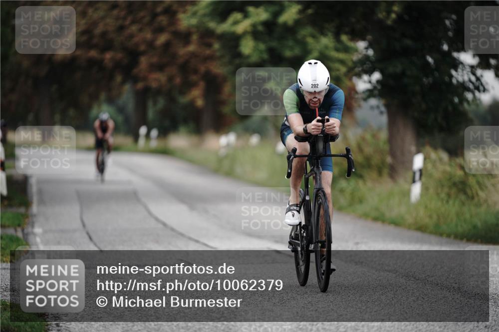 30.08.2026 - Elbe Triathlon Hamburg Michael Burmester http://msf.ph/oto/10062379 30.08.2026 08:58:04 Radfahren 202, 206 meine-sportfotos.de