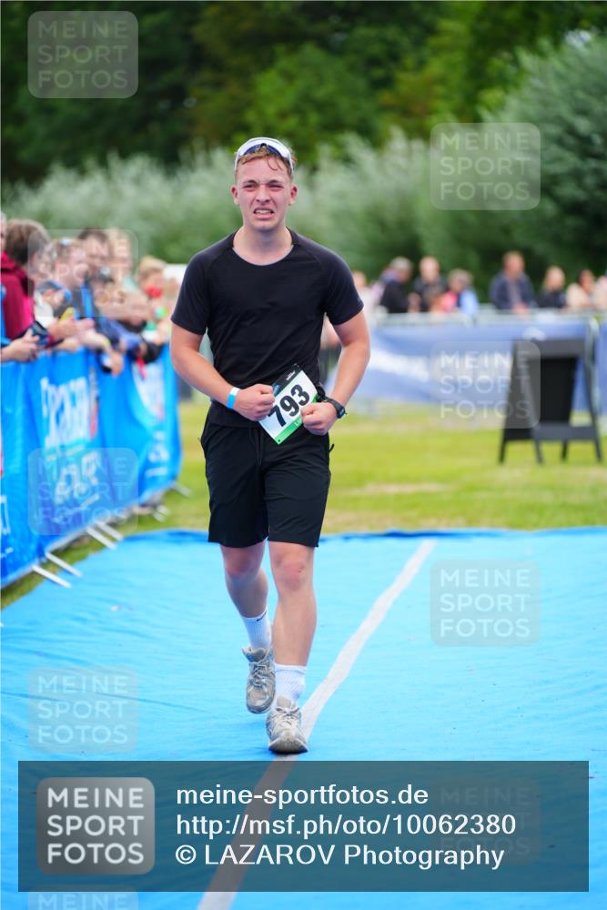 30.08.2026 - Elbe Triathlon Hamburg LAZAROV Photography http://msf.ph/oto/10062380 30.08.2026 11:48:46 Ziel 793, 1087 meine-sportfotos.de