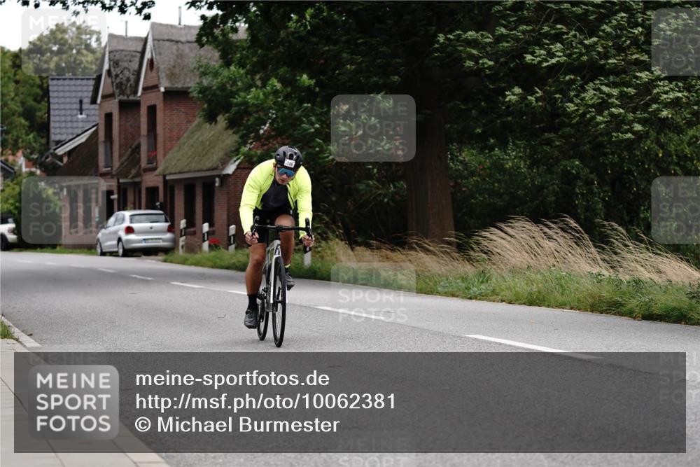 30.08.2026 - Elbe Triathlon Hamburg Michael Burmester http://msf.ph/oto/10062381 30.08.2026 14:49:52 Radfahren 146 meine-sportfotos.de