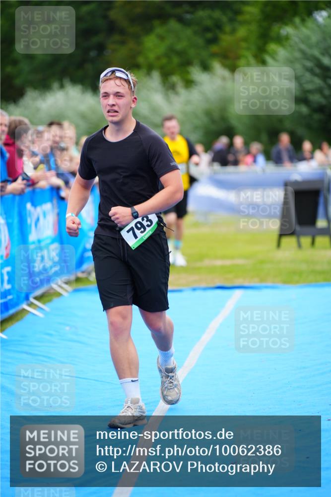30.08.2026 - Elbe Triathlon Hamburg LAZAROV Photography http://msf.ph/oto/10062386 30.08.2026 11:48:46 Ziel 793, 1087 meine-sportfotos.de