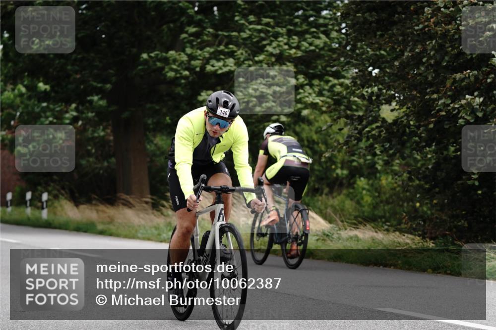 30.08.2026 - Elbe Triathlon Hamburg Michael Burmester http://msf.ph/oto/10062387 30.08.2026 14:49:53 Radfahren 146 meine-sportfotos.de