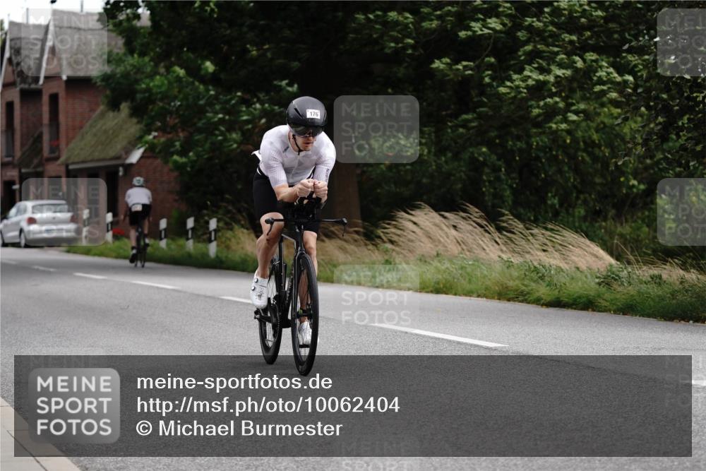 30.08.2026 - Elbe Triathlon Hamburg Michael Burmester http://msf.ph/oto/10062404 30.08.2026 14:50:01 Radfahren  meine-sportfotos.de