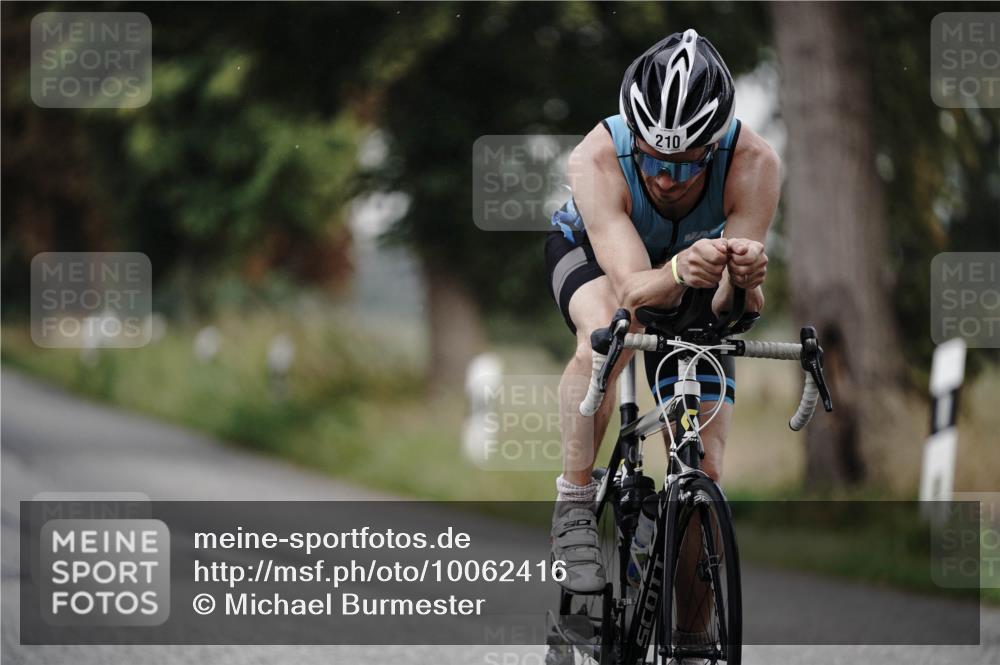 30.08.2026 - Elbe Triathlon Hamburg Michael Burmester http://msf.ph/oto/10062416 30.08.2026 08:58:30 Radfahren 181, 210, 314 meine-sportfotos.de