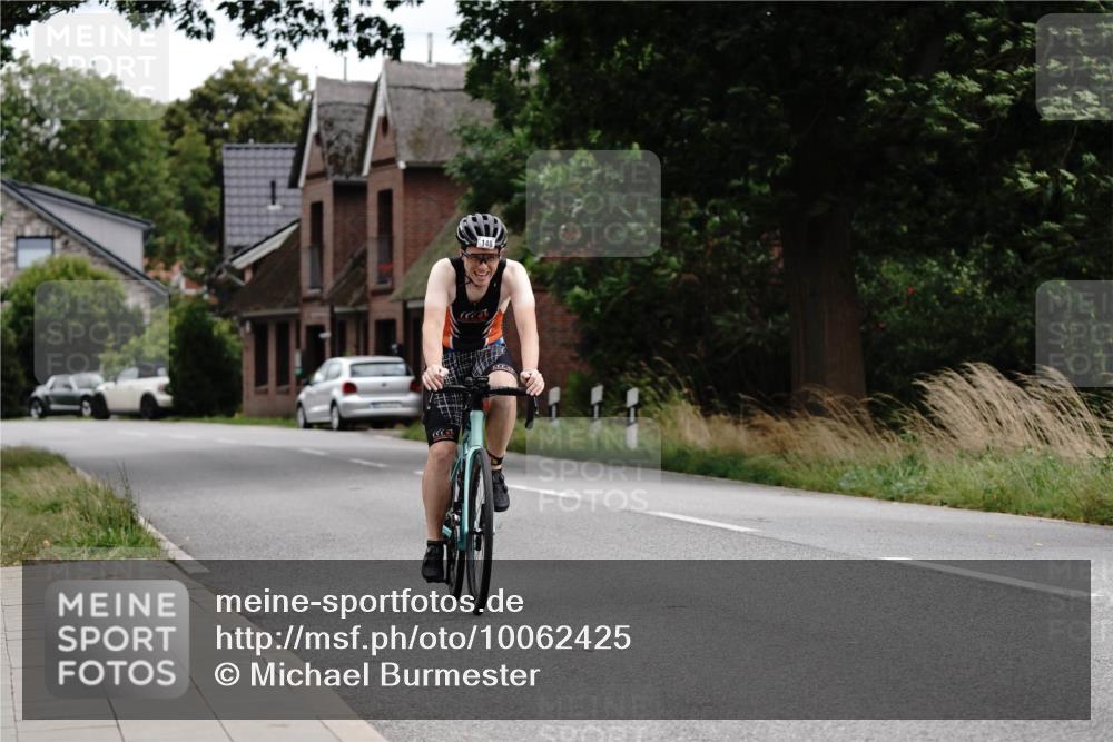30.08.2026 - Elbe Triathlon Hamburg Michael Burmester http://msf.ph/oto/10062425 30.08.2026 14:51:03 Radfahren  meine-sportfotos.de