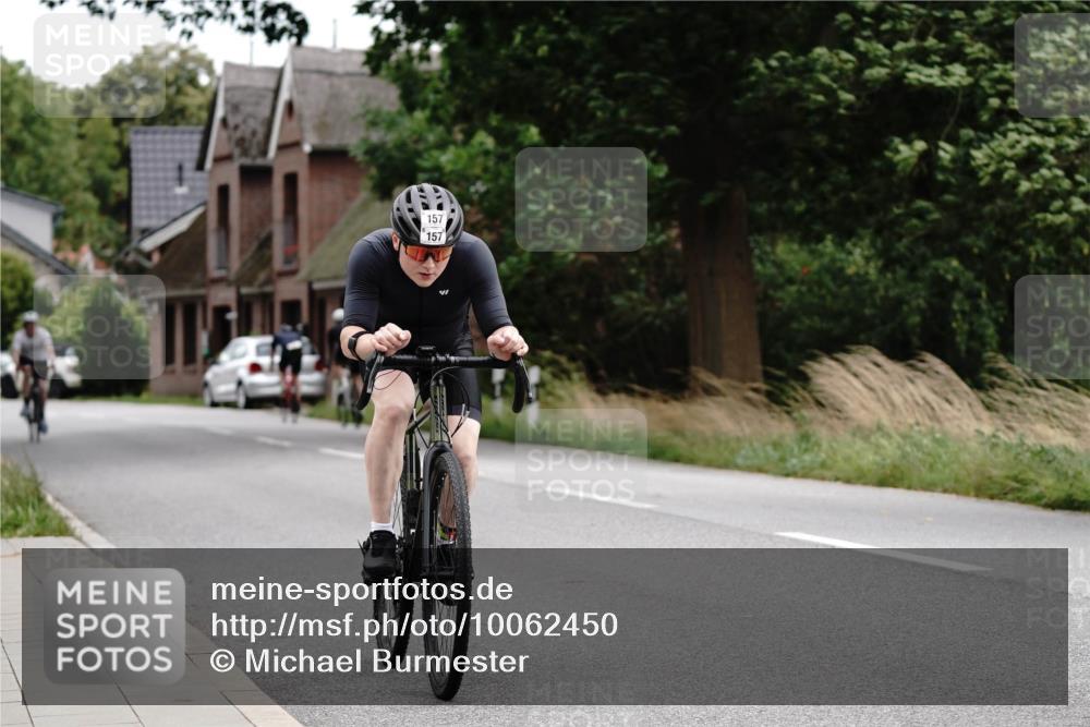 30.08.2026 - Elbe Triathlon Hamburg Michael Burmester http://msf.ph/oto/10062450 30.08.2026 14:51:22 Radfahren 132, 157 meine-sportfotos.de