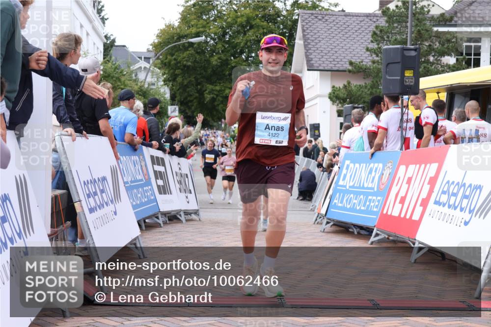 30.08.2026 - Blankeneser Heldenlauf Lena Gebhardt http://msf.ph/oto/10062466 30.08.2026 12:33:43 Ziel 2117, 4122, 4139, 4298 meine-sportfotos.de
