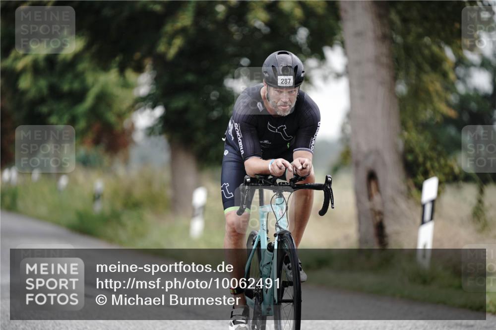 30.08.2026 - Elbe Triathlon Hamburg Michael Burmester http://msf.ph/oto/10062491 30.08.2026 08:58:58 Radfahren 260, 287, 380 meine-sportfotos.de