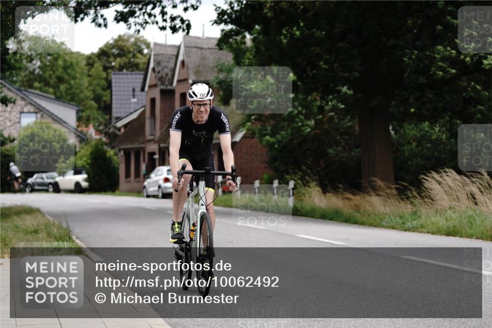 30.08.2026 - Elbe Triathlon Hamburg Michael Burmester http://msf.ph/oto/10062492 30.08.2026 14:51:51 Radfahren 152 meine-sportfotos.de