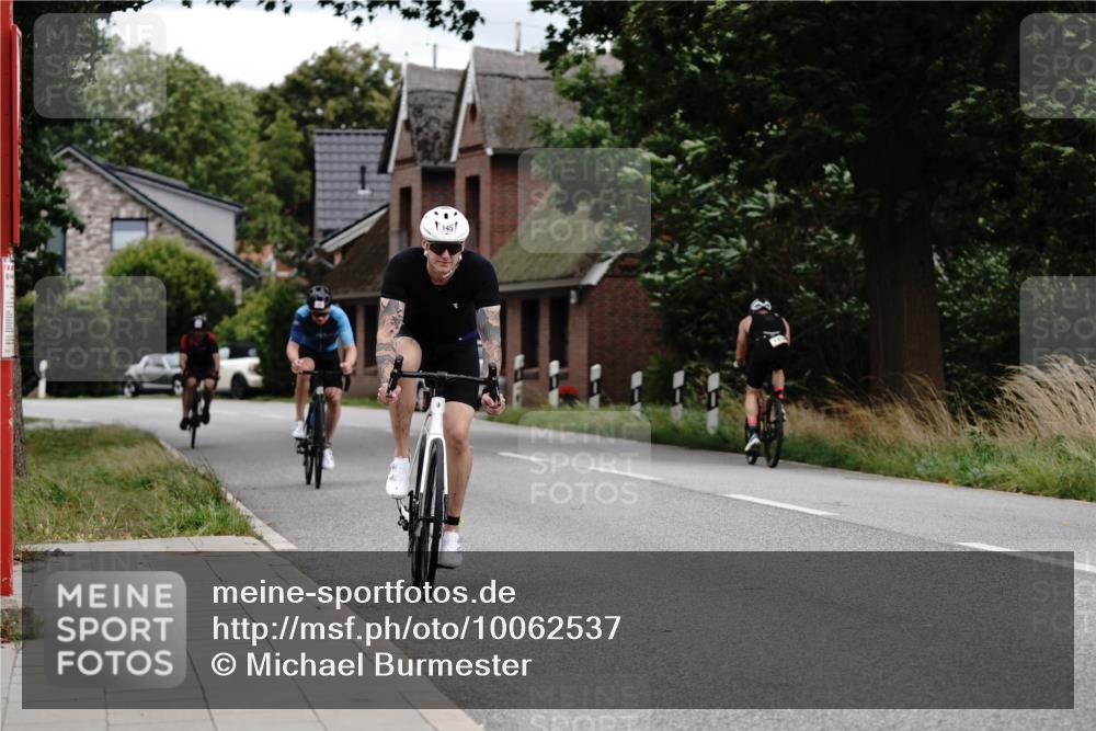 30.08.2026 - Elbe Triathlon Hamburg Michael Burmester http://msf.ph/oto/10062537 30.08.2026 14:52:43 Radfahren 145 meine-sportfotos.de