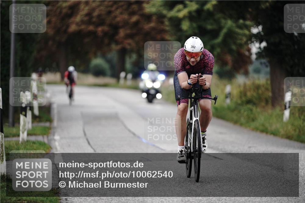 30.08.2026 - Elbe Triathlon Hamburg Michael Burmester http://msf.ph/oto/10062540 30.08.2026 09:00:30 Radfahren 273, 302, 385, 389 meine-sportfotos.de