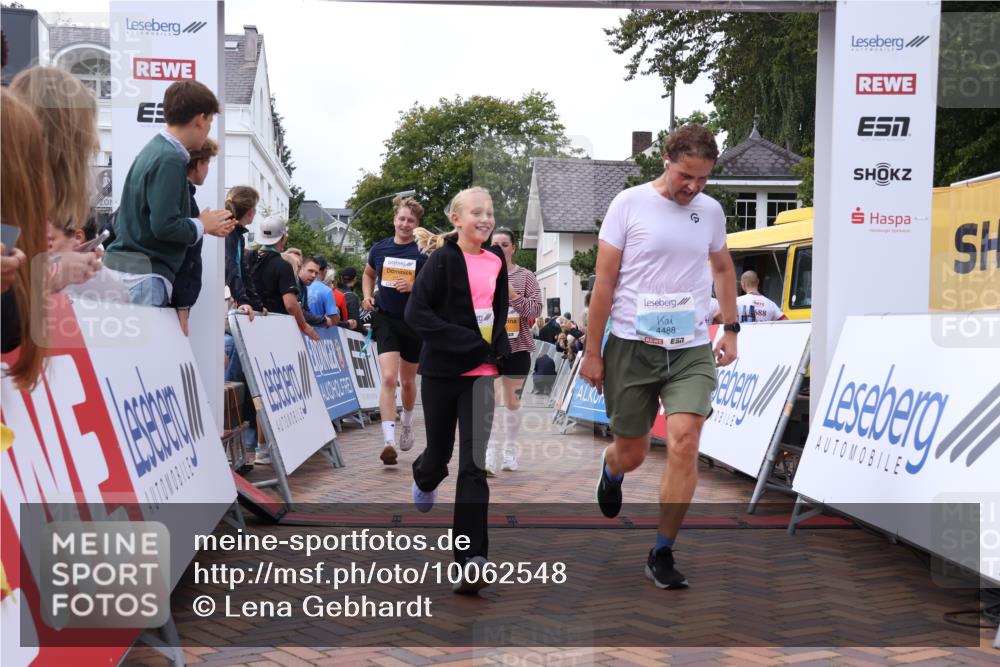 30.08.2026 - Blankeneser Heldenlauf Lena Gebhardt http://msf.ph/oto/10062548 30.08.2026 12:33:50 Ziel 2117, 2125, 4122, 4488 meine-sportfotos.de