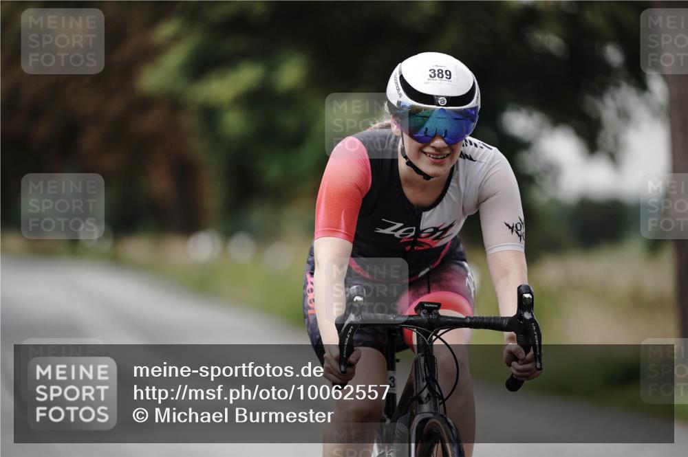 30.08.2026 - Elbe Triathlon Hamburg Michael Burmester http://msf.ph/oto/10062557 30.08.2026 09:00:37 Radfahren 292, 389, 391 meine-sportfotos.de
