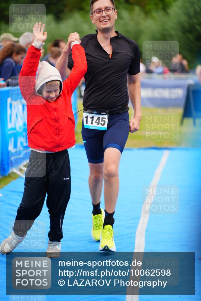 30.08.2026 - Elbe Triathlon Hamburg LAZAROV Photography http://msf.ph/oto/10062598 30.08.2026 11:49:30 Ziel 1145, 1252, 1363 meine-sportfotos.de