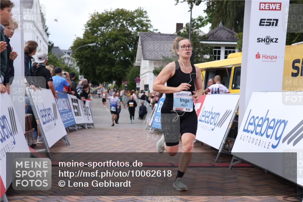 30.08.2026 - Blankeneser Heldenlauf Lena Gebhardt http://msf.ph/oto/10062618 30.08.2026 12:33:56 Ziel 2125, 4040, 4488 meine-sportfotos.de